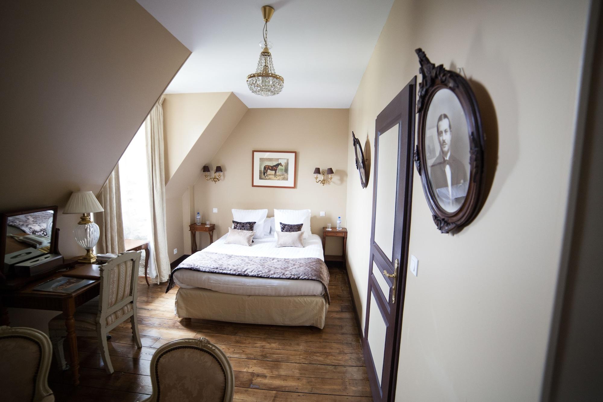 Chateau Hotel Du Colombier Сен Мало Екстериор снимка