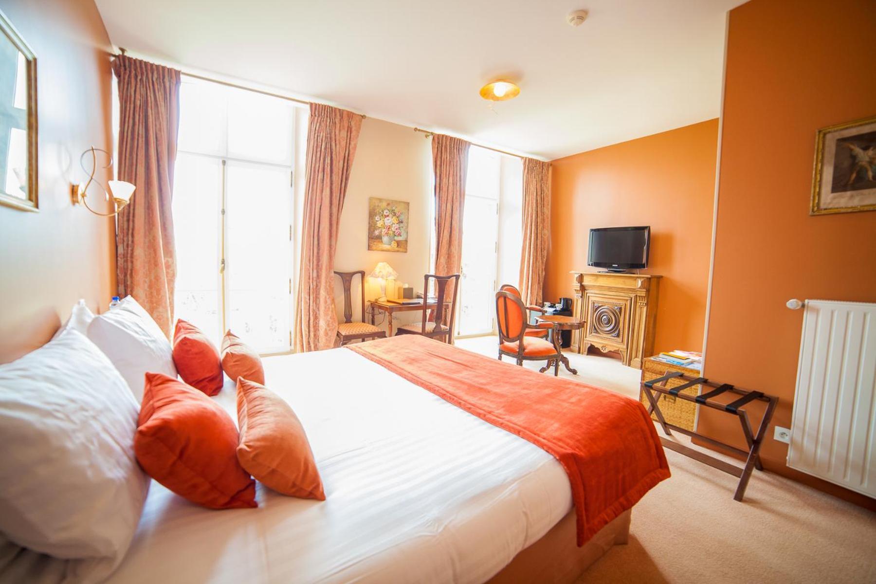 Chateau Hotel Du Colombier Сен Мало Екстериор снимка